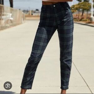 Brandy Melville Plaid Ankle Pants - Black and Green